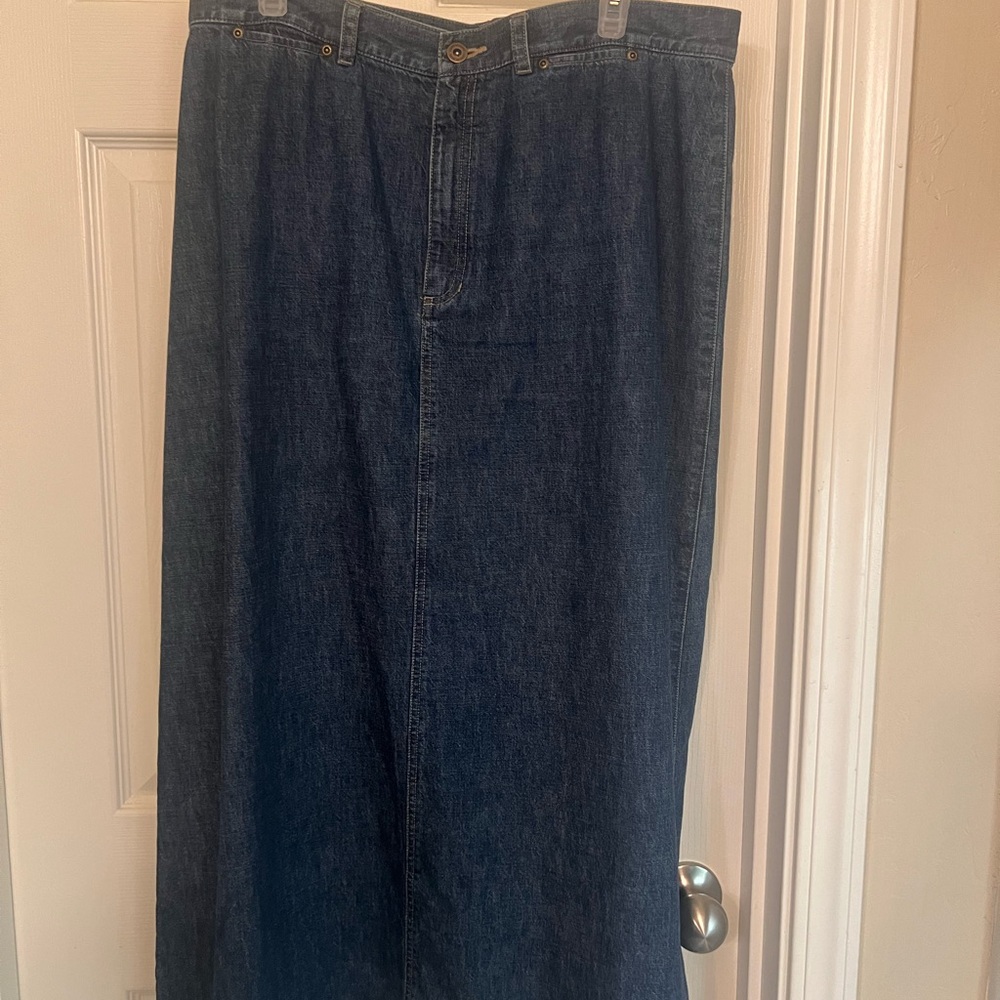 Liz Claiborne Blue Pencil Skirt